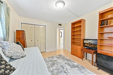 Stunning 2-Bedroom, 2-Bathroom Condo in Kings Point, Delray on Kings Point Golf -Flanders Way in Florida - for sale on GolfHomes.com, golf home, golf lot