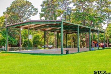 Welcome to this charming 2-bedroom, 2-bathroom home nestled in on Hide-A-Way Lake Golf Course in Texas - for sale on GolfHomes.com, golf home, golf lot