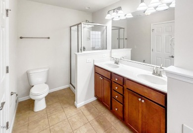 Stunning  Heritage North 3 bedroom/ 2.5 bath townhome with a 2 on Heritage Golf Club in North Carolina - for sale on GolfHomes.com, golf home, golf lot