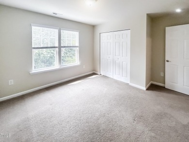 Stunning  Heritage North 3 bedroom/ 2.5 bath townhome with a 2 on Heritage Golf Club in North Carolina - for sale on GolfHomes.com, golf home, golf lot