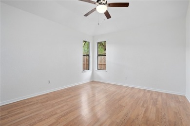 It's a rare treat to find a spacious single level home in on Northshore Country Club in Texas - for sale on GolfHomes.com, golf home, golf lot