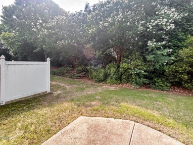 Stunning  Heritage North 3 bedroom/ 2.5 bath townhome with a 2 on Heritage Golf Club in North Carolina - for sale on GolfHomes.com, golf home, golf lot