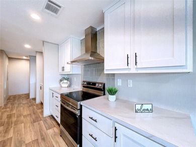 One or more photo(s) has been virtually staged. Welcome to on Brookridge Country Club in Florida - for sale on GolfHomes.com, golf home, golf lot