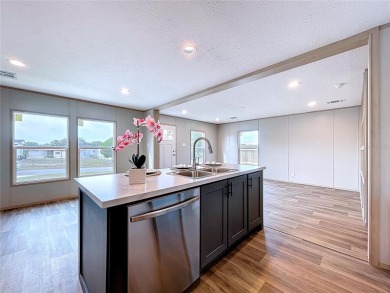 One or more photo(s) has been virtually staged. Welcome to on Brookridge Country Club in Florida - for sale on GolfHomes.com, golf home, golf lot