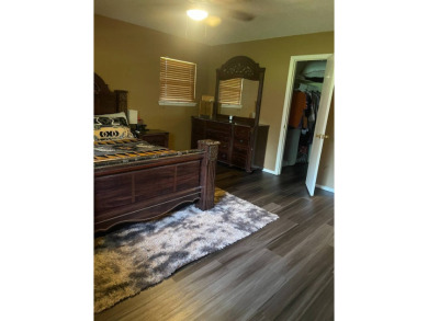 Welcome to this charming 3-bedroom, 2-bath home located in the on Sunset Hills Golf Course in Oklahoma - for sale on GolfHomes.com, golf home, golf lot