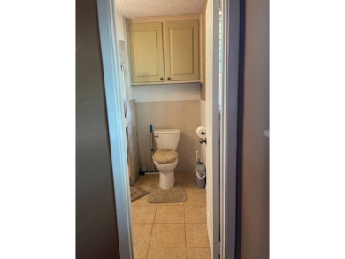 Welcome to this charming 3-bedroom, 2-bath home located in the on Sunset Hills Golf Course in Oklahoma - for sale on GolfHomes.com, golf home, golf lot