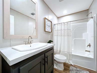 One or more photo(s) has been virtually staged. Welcome to on Brookridge Country Club in Florida - for sale on GolfHomes.com, golf home, golf lot