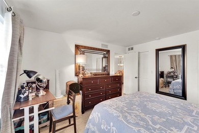 Welcome to this bright and spacious third-floor condo in a on Sunrise Lakes Phase III in Florida - for sale on GolfHomes.com, golf home, golf lot