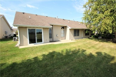 This *Zero-Entry* (no steps) ranch townhome is located on a on Briarwood Club of Ankeny in Iowa - for sale on GolfHomes.com, golf home, golf lot