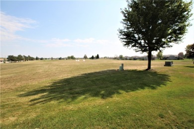 This *Zero-Entry* (no steps) ranch townhome is located on a on Briarwood Club of Ankeny in Iowa - for sale on GolfHomes.com, golf home, golf lot