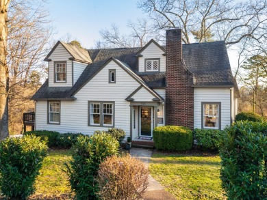 Don't miss out on this adorable cottage situated on a on Signal Mountain Golf and Country Club in Tennessee - for sale on GolfHomes.com, golf home, golf lot