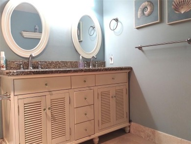 INVITING  2/2 DECORATED IN NEUTRAL SOFT COLORS, SO WELCOMING! on Wynmoor Golf Course in Florida - for sale on GolfHomes.com, golf home, golf lot