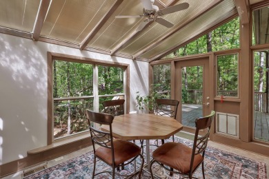 NEW ROOF and motivated sellers in Keowee Key!!! Bargain price on Keowee Key Golf and Country Club in South Carolina - for sale on GolfHomes.com, golf home, golf lot