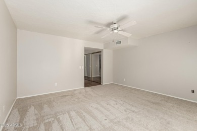 Charming and Spacious Zuni Model in the heart of Sun Lakes!

 on Cottonwood Country Club in Arizona - for sale on GolfHomes.com, golf home, golf lot