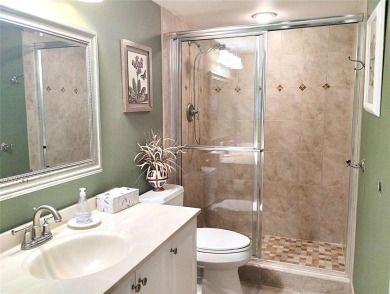 INVITING  2/2 DECORATED IN NEUTRAL SOFT COLORS, SO WELCOMING! on Wynmoor Golf Course in Florida - for sale on GolfHomes.com, golf home, golf lot
