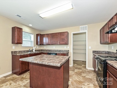 Great home located on a quiet cul-de-sac street! This lovely on Challenger 3 Golf Club in North Carolina - for sale on GolfHomes.com, golf home, golf lot