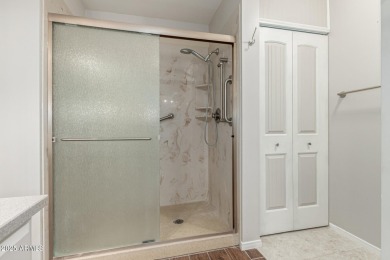 Charming and Spacious Zuni Model in the heart of Sun Lakes!

 on Cottonwood Country Club in Arizona - for sale on GolfHomes.com, golf home, golf lot