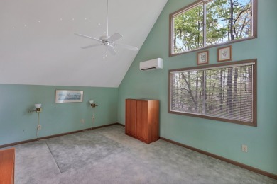 NEW ROOF and motivated sellers in Keowee Key!!! Bargain price on Keowee Key Golf and Country Club in South Carolina - for sale on GolfHomes.com, golf home, golf lot