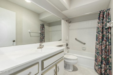 Charming and Spacious Zuni Model in the heart of Sun Lakes!

 on Cottonwood Country Club in Arizona - for sale on GolfHomes.com, golf home, golf lot