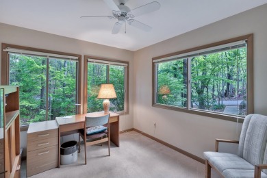 NEW ROOF and motivated sellers in Keowee Key!!! Bargain price on Keowee Key Golf and Country Club in South Carolina - for sale on GolfHomes.com, golf home, golf lot