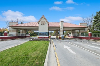 Lovely, cared for ranch townhome located in prestigious 55+ on The Links at Carillon in Illinois - for sale on GolfHomes.com, golf home, golf lot