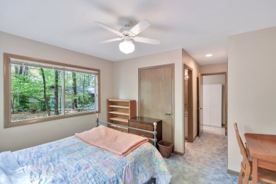 NEW ROOF and motivated sellers in Keowee Key!!! Bargain price on Keowee Key Golf and Country Club in South Carolina - for sale on GolfHomes.com, golf home, golf lot