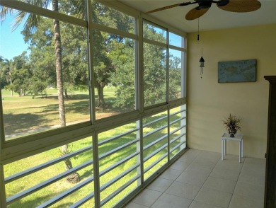 INVITING  2/2 DECORATED IN NEUTRAL SOFT COLORS, SO WELCOMING! on Wynmoor Golf Course in Florida - for sale on GolfHomes.com, golf home, golf lot