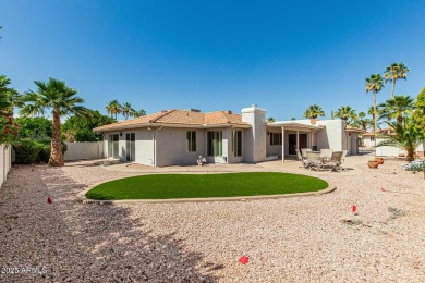 Charming and Spacious Zuni Model in the heart of Sun Lakes!

 on Cottonwood Country Club in Arizona - for sale on GolfHomes.com, golf home, golf lot