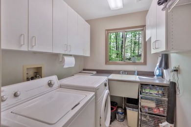 NEW ROOF and motivated sellers in Keowee Key!!! Bargain price on Keowee Key Golf and Country Club in South Carolina - for sale on GolfHomes.com, golf home, golf lot