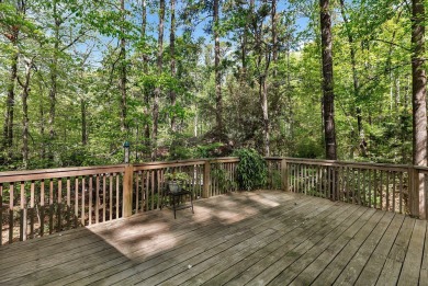NEW ROOF and motivated sellers in Keowee Key!!! Bargain price on Keowee Key Golf and Country Club in South Carolina - for sale on GolfHomes.com, golf home, golf lot