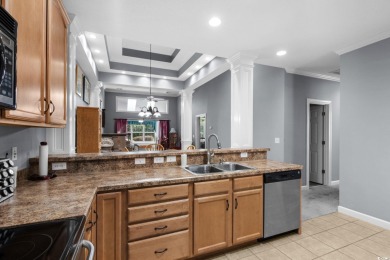 This rare all one-level townhouse offers 3 bedrooms, 2 full on Blackmoor Golf Club in South Carolina - for sale on GolfHomes.com, golf home, golf lot