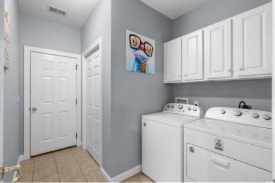 This rare all one-level townhouse offers 3 bedrooms, 2 full on Blackmoor Golf Club in South Carolina - for sale on GolfHomes.com, golf home, golf lot