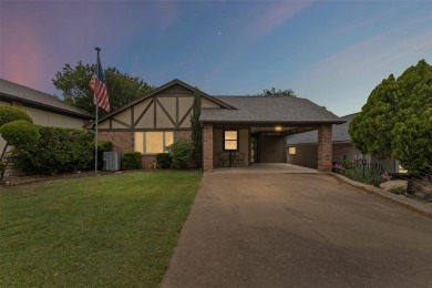 WELCOME HOME to PECAN PLANTATION!  Enjoy golf course community on Pecan Plantation Country Club in Texas - for sale on GolfHomes.com, golf home, golf lot