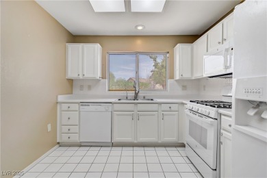 Charming single-story home nestled in the heart of Sun City on Highland Falls Golf Club in Nevada - for sale on GolfHomes.com, golf home, golf lot