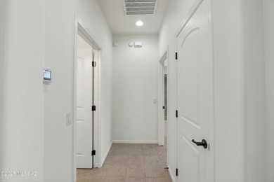 2009 Strada with Mountain Views! Freshly Painted Exterior on Saddlebrooke Golf Course in Arizona - for sale on GolfHomes.com, golf home, golf lot