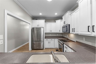 Beautiful Townhome in King's Grant II - Gated Golf Community! on Kings Grant Golf and Country Club in North Carolina - for sale on GolfHomes.com, golf home, golf lot