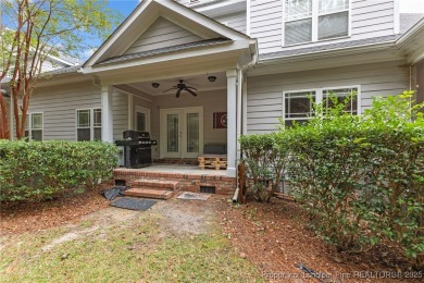 Beautiful Townhome in King's Grant II - Gated Golf Community! on Kings Grant Golf and Country Club in North Carolina - for sale on GolfHomes.com, golf home, golf lot