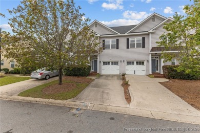 Beautiful Townhome in King's Grant II - Gated Golf Community! on Kings Grant Golf and Country Club in North Carolina - for sale on GolfHomes.com, golf home, golf lot