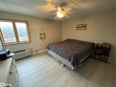 Gorgeous completely remodeled one bedroom condo at The on All Vets Golf Club in Iowa - for sale on GolfHomes.com, golf home, golf lot