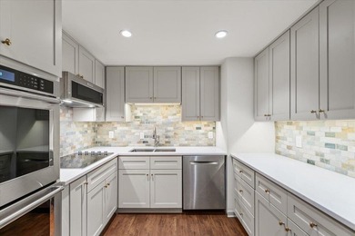 Beautiful 2 bedroom 2.5 bath condo centrally located in East on Chickasaw Country Club in Tennessee - for sale on GolfHomes.com, golf home, golf lot