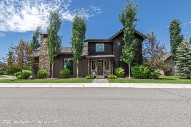 Convenience and comfort come together in this well-maintained on Huntsman Springs Golf Club in Idaho - for sale on GolfHomes.com, golf home, golf lot