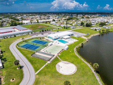 One or more photo(s) has been virtually staged. Move in Ready! on Oyster Creek Golf Club in Florida - for sale on GolfHomes.com, golf home, golf lot