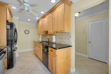 BEAUTIFUL LIGHT AND BRIGHT 2 BEDROOM, 2.5 BATH TOWNHOUSE ON GOLF on Boca Lago Golf and Country Club in Florida - for sale on GolfHomes.com, golf home, golf lot
