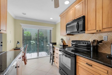 BEAUTIFUL LIGHT AND BRIGHT 2 BEDROOM, 2.5 BATH TOWNHOUSE ON GOLF on Boca Lago Golf and Country Club in Florida - for sale on GolfHomes.com, golf home, golf lot
