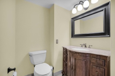 BEAUTIFUL LIGHT AND BRIGHT 2 BEDROOM, 2.5 BATH TOWNHOUSE ON GOLF on Boca Lago Golf and Country Club in Florida - for sale on GolfHomes.com, golf home, golf lot