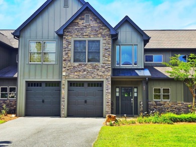 A NEWLY RENOVATED 3 BEDROOM, 3 1/2 BATHROOM IN THE BEAUTIFUL on McLemore Golf Club in Georgia - for sale on GolfHomes.com, golf home, golf lot