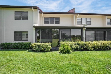 BEAUTIFUL LIGHT AND BRIGHT 2 BEDROOM, 2.5 BATH TOWNHOUSE ON GOLF on Boca Lago Golf and Country Club in Florida - for sale on GolfHomes.com, golf home, golf lot