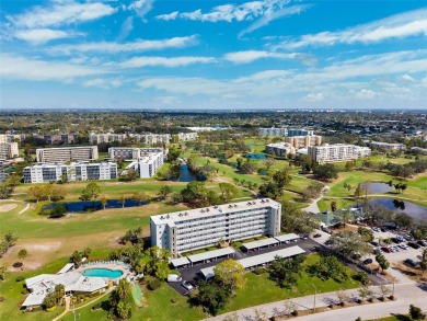 Welcome to this renovated 2-bedroom, 2-bathroom condo in the on Pinebrook/Ironwood Golf Course in Florida - for sale on GolfHomes.com, golf home, golf lot