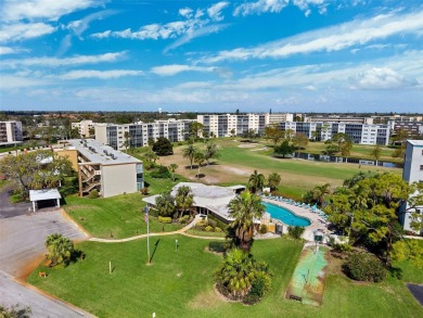 Welcome to this renovated 2-bedroom, 2-bathroom condo in the on Pinebrook/Ironwood Golf Course in Florida - for sale on GolfHomes.com, golf home, golf lot