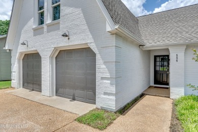 Beautifully maintained 4/3 home on sought after Deerfield Golf on Colonial Country Club Deerfield in Mississippi - for sale on GolfHomes.com, golf home, golf lot